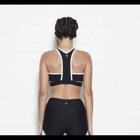 Tully Lou- Taipans Crop Top - Picture 4 of 4